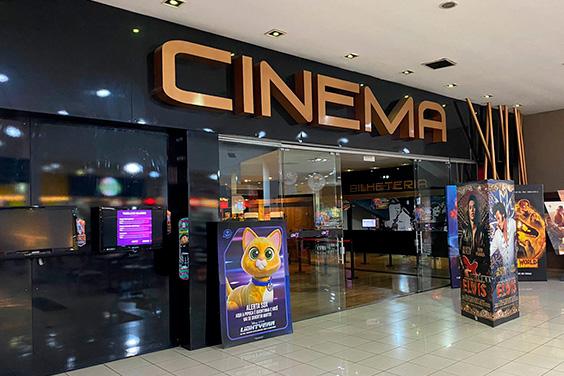 Imagem de fundo do cinema Cinex Shopping Total